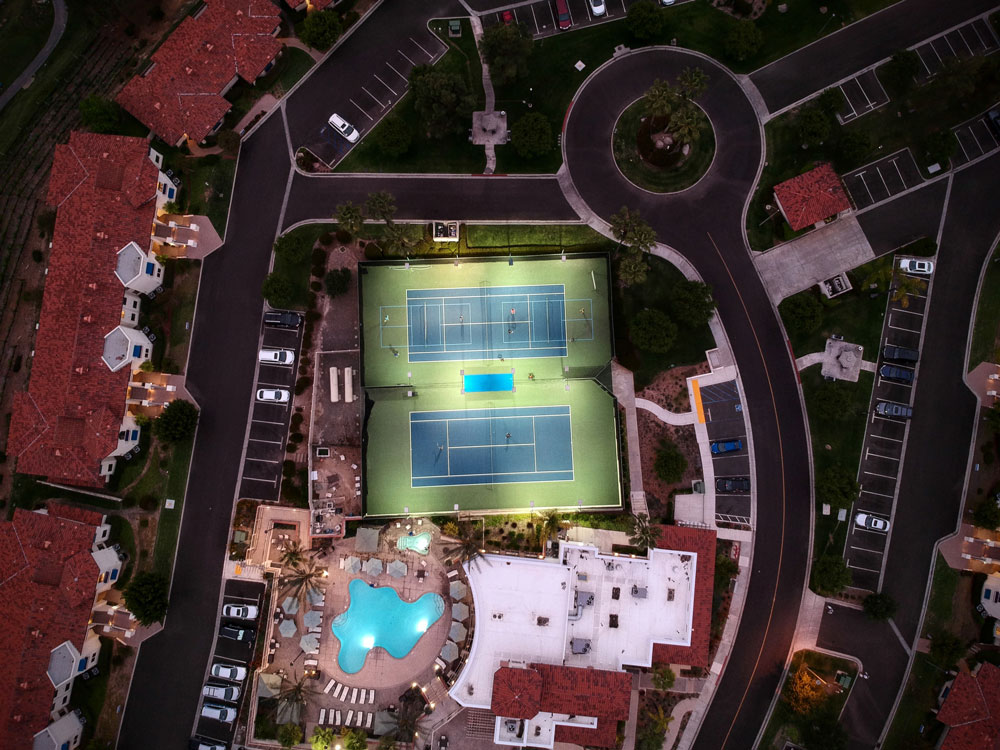 how to find pickleball courts while traveling